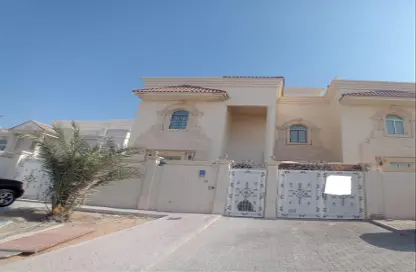 Villa - 7 Bedrooms for rent in Shakhbout City - Abu Dhabi