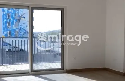 Apartment - 1 Bedroom - 1 Bathroom for rent in Waters Edge - Yas Island - Abu Dhabi