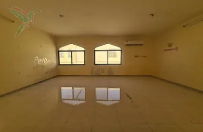 Apartment - 3 Bedrooms - 3 Bathrooms for rent in Al Ghail - Al Mutarad - Al Ain