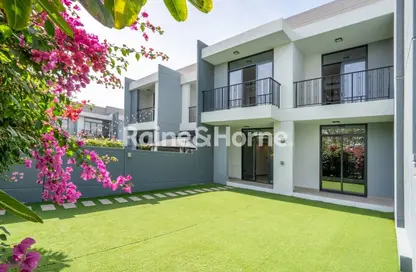 Villa - 3 Bedrooms - 4 Bathrooms for rent in Casa Flores - Green Community Motor City - Motor City - Dubai