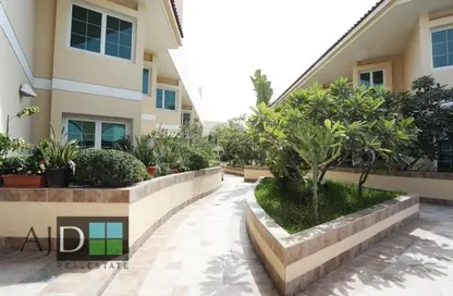 Apartment - 1 Bedroom - 2 Bathrooms for rent in La Plage Complex - Jumeira Beach Road - Jumeirah - Dubai