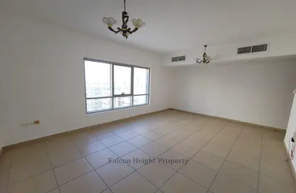 Apartment - 1 Bedroom - 2 Bathrooms for rent in Al Telal Building - Al Majaz 2 - Al Majaz - Sharjah