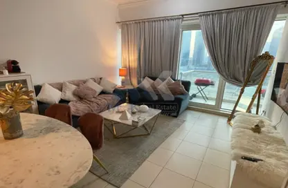 شقة - غرفة نوم - 1 حمام للايجار في برج ماي فير - الخليج التجاري - دبي