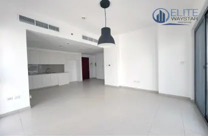 Apartment - 2 Bedrooms - 2 Bathrooms for rent in Hayat Boulevard-2A - Hayat Boulevard - Town Square - Dubai