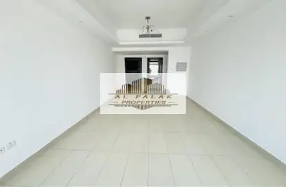 Apartment - 1 Bedroom - 2 Bathrooms for rent in Al Mamzar - Al Mamzar - Sharjah - Sharjah