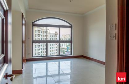 Apartment - 2 Bedrooms - 3 Bathrooms for sale in Golden Mile 4 - Golden Mile - Palm Jumeirah - Dubai