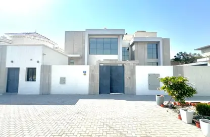 Villa - 5 Bedrooms - 6 Bathrooms for rent in Al Warqa'a 4 - Al Warqa'a - Dubai