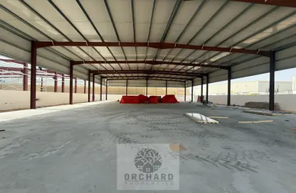 Warehouse - Studio - 2 Bathrooms for rent in Al Sajaa S - Al Sajaa - Sharjah