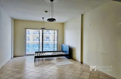 Apartment - 1 Bathroom for rent in Lago Vista B - Lago Vista - Dubai Production City (IMPZ) - Dubai