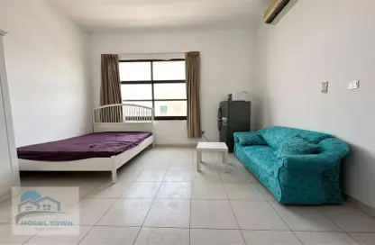 Apartment - 1 Bathroom for rent in Khalifa City A Villas - Khalifa City A - Khalifa City - Abu Dhabi