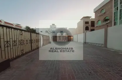 Villa - 5 Bedrooms - 7 Bathrooms for rent in Al Bateen - Abu Dhabi