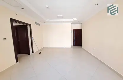 Apartment - 1 Bedroom - 2 Bathrooms for rent in Manazil Tower 5 - Al Taawun Street - Al Taawun - Sharjah