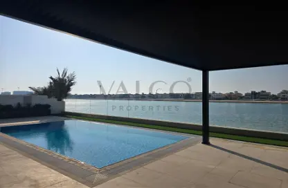 Villa - 5 Bedrooms - 6 Bathrooms for rent in Garden Homes Frond N - Garden Homes - Palm Jumeirah - Dubai