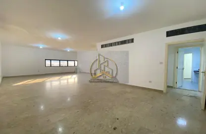 Apartment - 3 Bedrooms - 4 Bathrooms for rent in Khalidiya Street - Al Khalidiya - Abu Dhabi