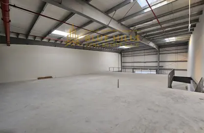 Warehouse - Studio - 1 Bathroom for rent in Ras Al Khor Industrial - Ras Al Khor - Dubai