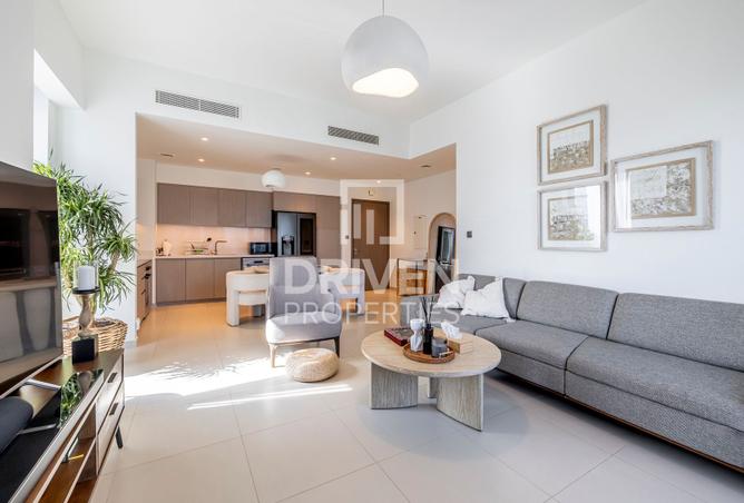 Apartment - 2 Bedrooms - 2 Bathrooms for sale in Act Towers - Opera District - Downtown Dubai - Dubai