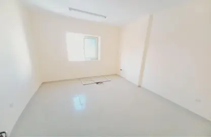 Apartment - 1 Bedroom - 1 Bathroom for rent in Al Butina 9 Building - Al Butina - Sharjah