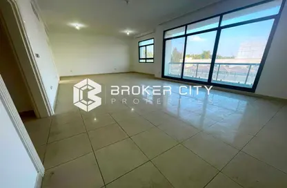 Apartment - 4 Bedrooms - 5 Bathrooms for rent in Al Manaseer - Abu Dhabi