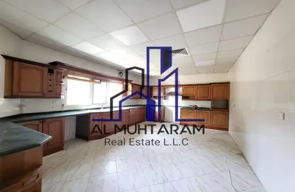 Villa - 4 Bedrooms - 6 Bathrooms for rent in Al Fisht - Al Heerah - Sharjah