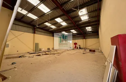 Warehouse - Studio for sale in Ras Al Khor - Dubai