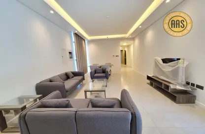 Apartment - 2 Bedrooms - 3 Bathrooms for sale in Diamond Building - Al Satwa - Dubai