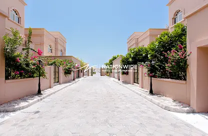 Villa - 4 Bedrooms - 4 Bathrooms for rent in Abu Dhabi Gate City - Abu Dhabi