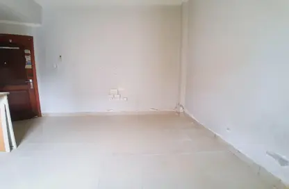 Apartment - 1 Bathroom for rent in Al Butina 9 Building - Al Butina - Sharjah