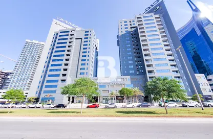 Apartment - 1 Bathroom for rent in Executive Bay A - Executive Bay - Business Bay - Dubai