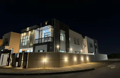 Villa - 5 Bedrooms - 7 Bathrooms for sale in Al Yasmeen 1 - Al Yasmeen - Ajman