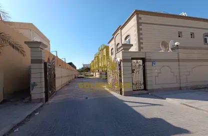 Villa - 6 Bedrooms - 6 Bathrooms for rent in Mohamed Bin Zayed City Villas - Mohamed Bin Zayed City - Abu Dhabi