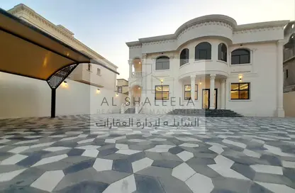 Villa - 6 Bedrooms for rent in Madinat Al Riyad - Abu Dhabi