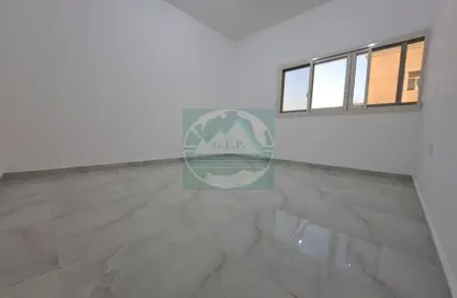 Apartment - Studio - 1 Bathroom for rent in Shakhbout City - Abu Dhabi