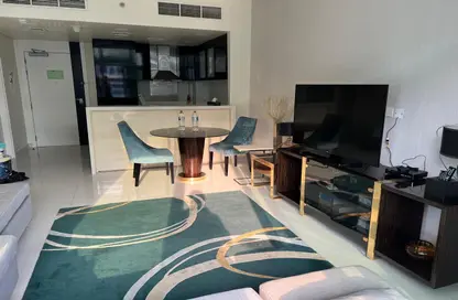 Apartment - 1 Bedroom - 2 Bathrooms for sale in Bay's Edge - Business Bay - Dubai