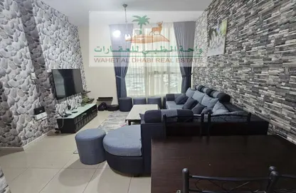 Apartment - 1 Bedroom - 1 Bathroom for rent in Kaluti Building - Al Majaz 2 - Al Majaz - Sharjah