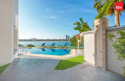 Villa - 5 Bedrooms - 6 Bathrooms for rent in Signature Villas Frond D - Signature Villas - Palm Jumeirah - Dubai