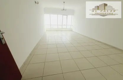 Apartment - 2 Bedrooms - 3 Bathrooms for rent in Manazil Tower 2 - Al Taawun Street - Al Taawun - Sharjah