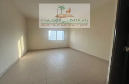 Apartment - 2 Bedrooms - 1 Bathroom for rent in Dar Al Majaz - Jamal Abdul Nasser Street - Al Majaz - Sharjah