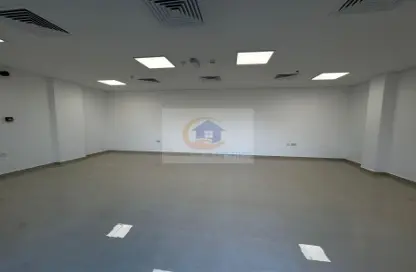 Shop - Studio for rent in Al Maqtaa - Abu Dhabi