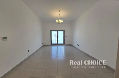 Apartment - 2 Bedrooms - 3 Bathrooms for rent in Masaken Al Muraqqabat 07 - Al Muraqqabat - Deira - Dubai