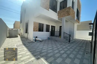 Villa - 5 Bedrooms - 7 Bathrooms for sale in Al Yasmeen 1 - Al Yasmeen - Ajman