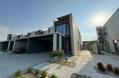 Villa - 4 Bedrooms - 5 Bathrooms for rent in Cherrywoods - Dubai Land - Dubai