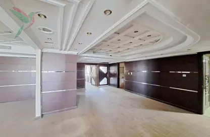 Office Space - Studio - 3 Bathrooms for rent in Aud Al Touba 1 - Central District - Al Ain