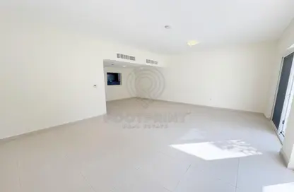 Townhouse - 3 Bedrooms - 4 Bathrooms for rent in Warsan Village - International City - Dubai