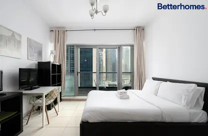 Apartment - 1 Bathroom for rent in The Point - Dubai Marina - Dubai