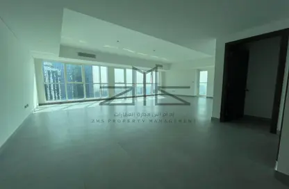 Apartment - 4 Bedrooms - 5 Bathrooms for rent in Bay Tower - Corniche Road - Abu Dhabi