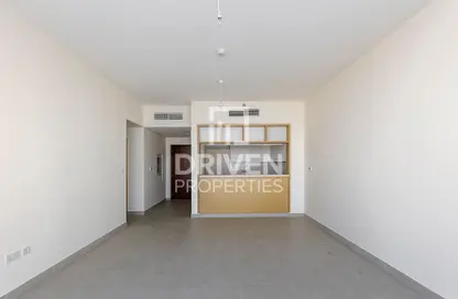 Apartment - 3 Bedrooms - 4 Bathrooms for rent in Creek Rise Tower 1 - Creek Rise - Dubai Creek Harbour (The Lagoons) - Dubai