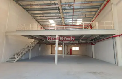 Warehouse - Studio - 1 Bathroom for rent in Dubai Investment Park (DIP) - Dubai