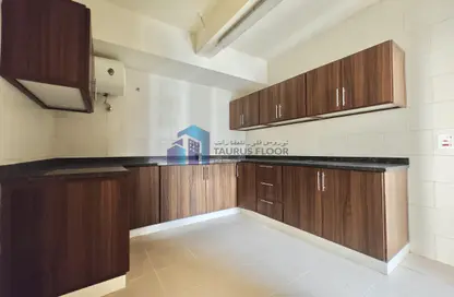 Apartment - 3 Bedrooms - 3 Bathrooms for rent in Maktoum Road - Deira - Dubai