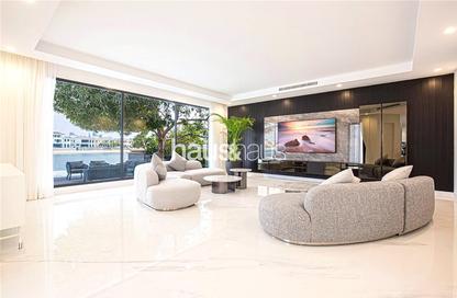 Villa - 7 Bedrooms for rent in Signature Villas Frond L - Signature Villas - Palm Jumeirah - Dubai