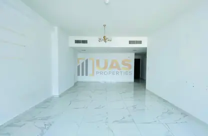 Apartment - 1 Bedroom - 2 Bathrooms for rent in Jumeirah Garden City - Al Satwa - Dubai